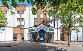 Holiday Inn Express Belfast City By Ihg